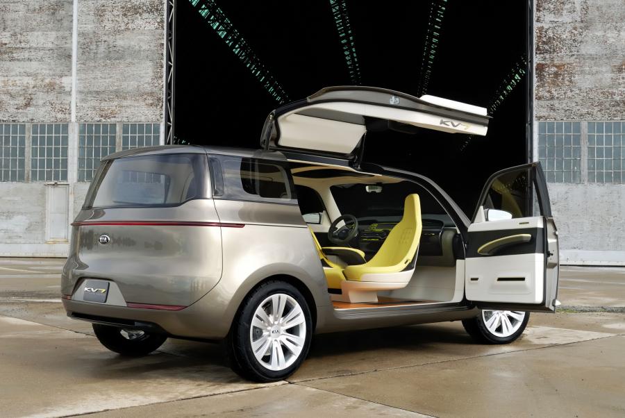  Kia KV7 Concept 2011 года  (фото 14 из 22)